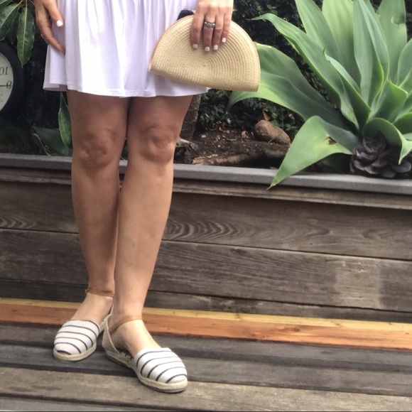 ☕️Lovely Navy Striped Espadrille Flats - Picture 4 of 4